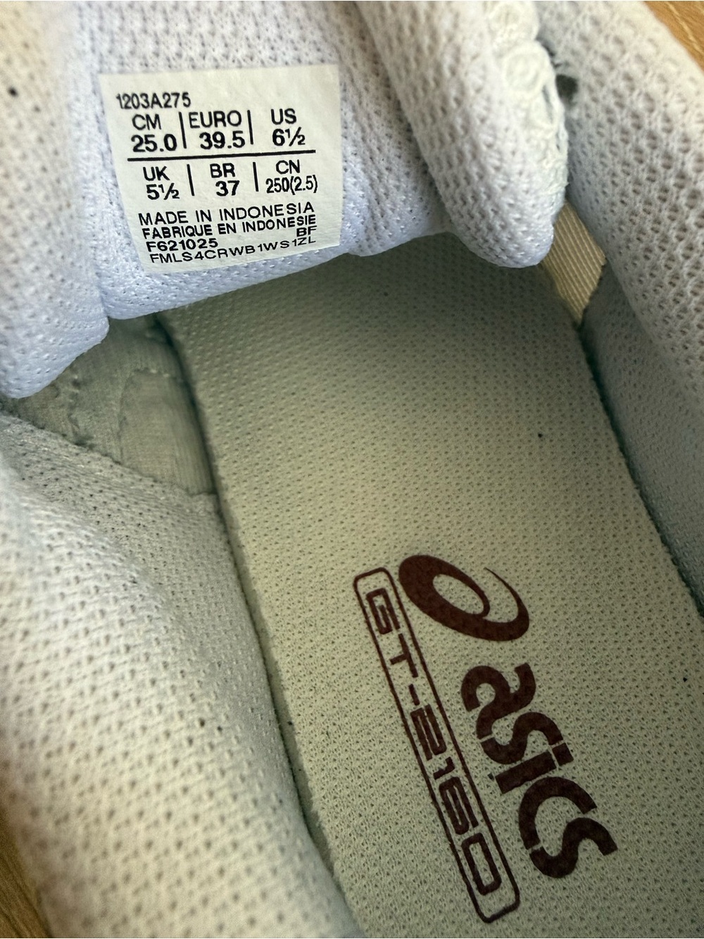 ASICS White Running Sneakers with Black & Burgundy Accents - Picture 7 of 7